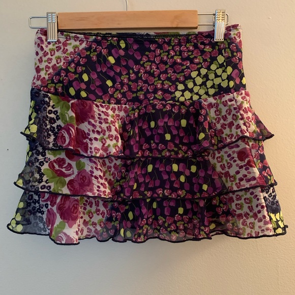 Vintage Y2K Purple Multi Floral Print Ruffle Tiered Micro Mini Skirt - Picture 7 of 7